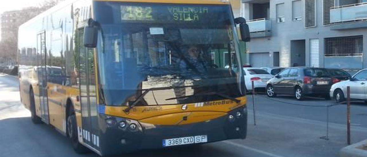 El Consell deja en manos de Picassent que Silla pueda tener conexión  directa en bus con La Fe - Levante-EMV