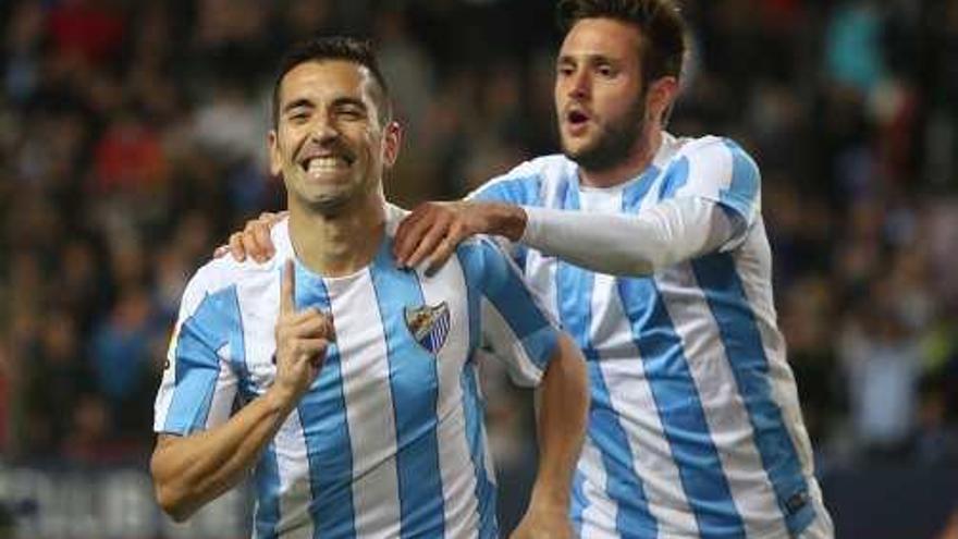 Charles celebra su gol y fue elegido por los seguidores del Málaga CF como MVP.