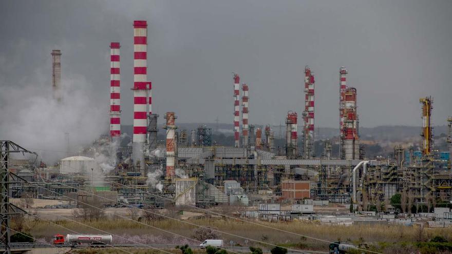 Así reducen la contaminación los sectores económicos más sucios