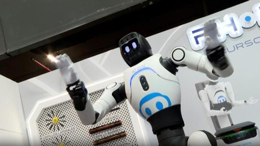 Bonico y Bonica, los primeros robots humanoides llegan a Valencia a través de la IA