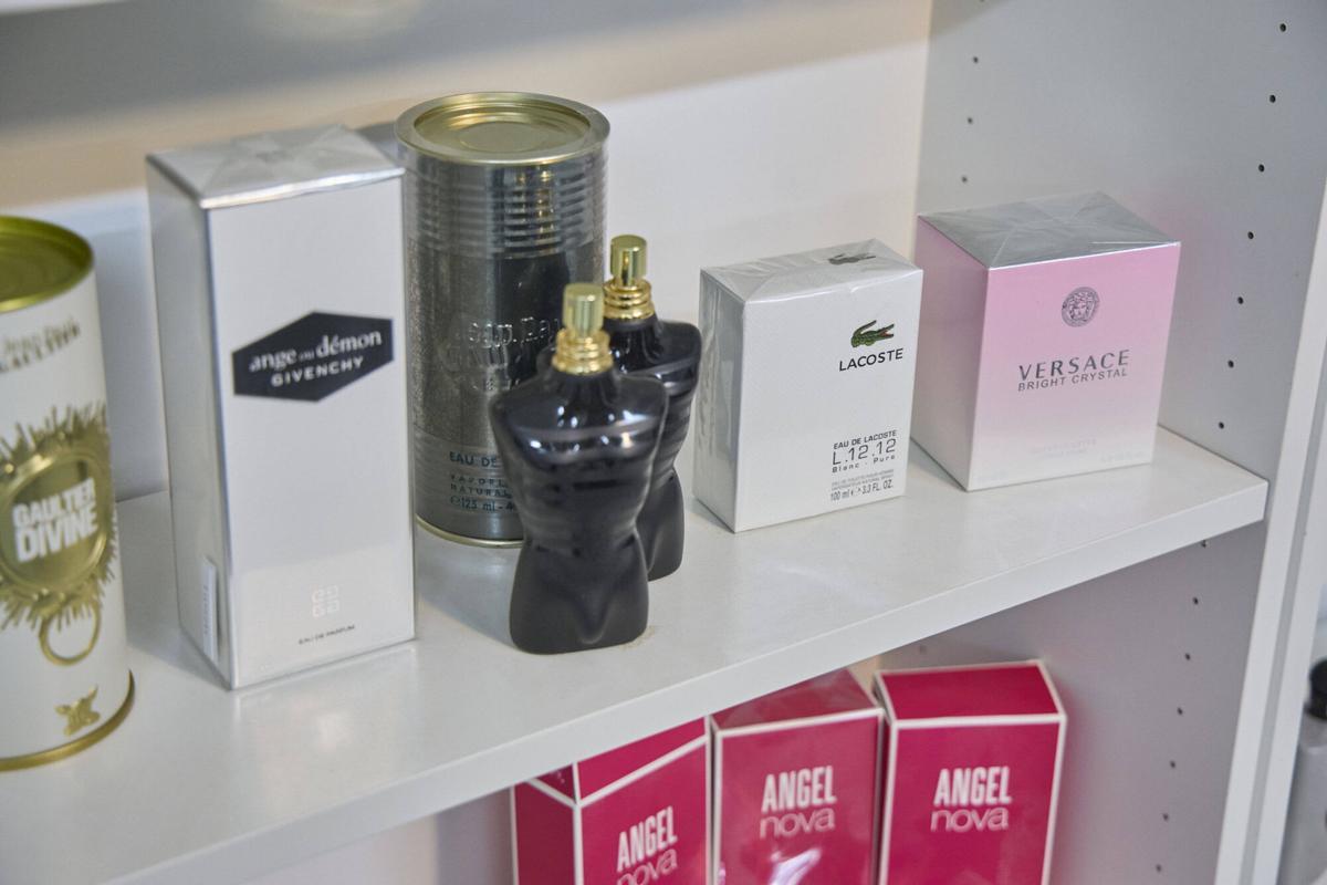 20260217 Desmantellament fabrica de perfums falsificats