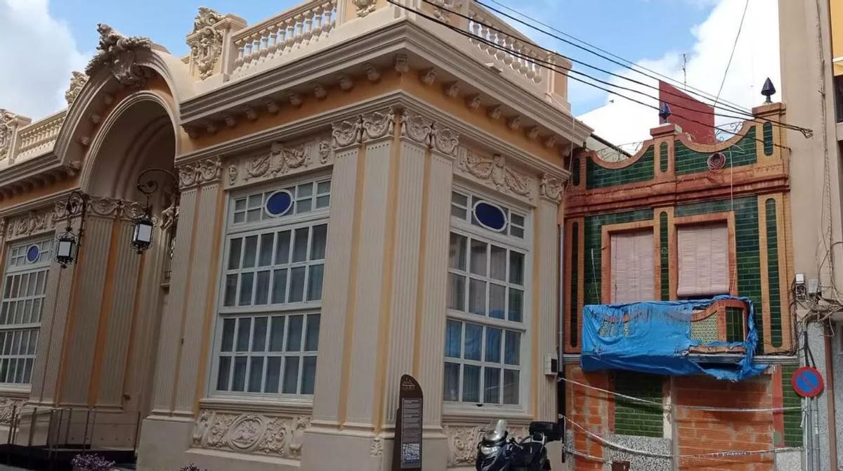 La casa comprada al lado de la biblioteca de Alfafar para su ampliación.