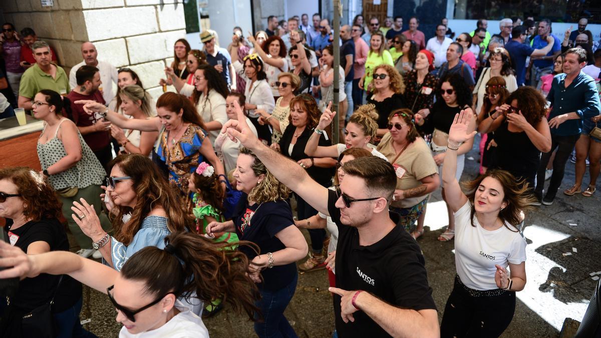 Bailando en El Gredos, en la feria de Plasencia.