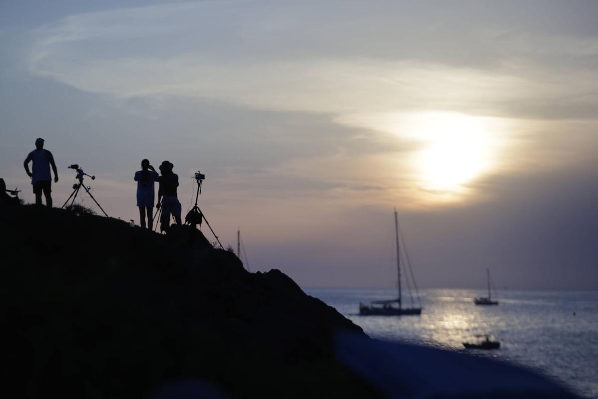 Las imágenes del eclipse del siglo en Mallorca (Port des Canonge)