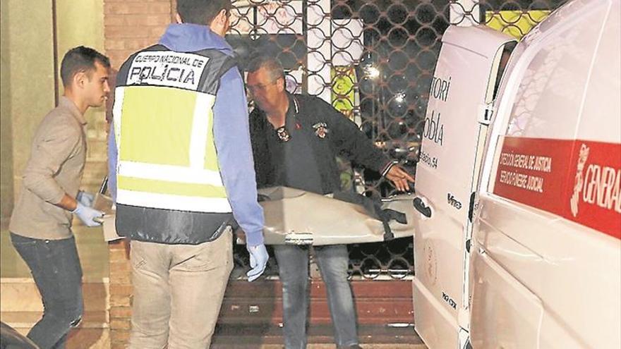 Un padre degüella a su hija de dos años e intenta suicidarse en Alzira