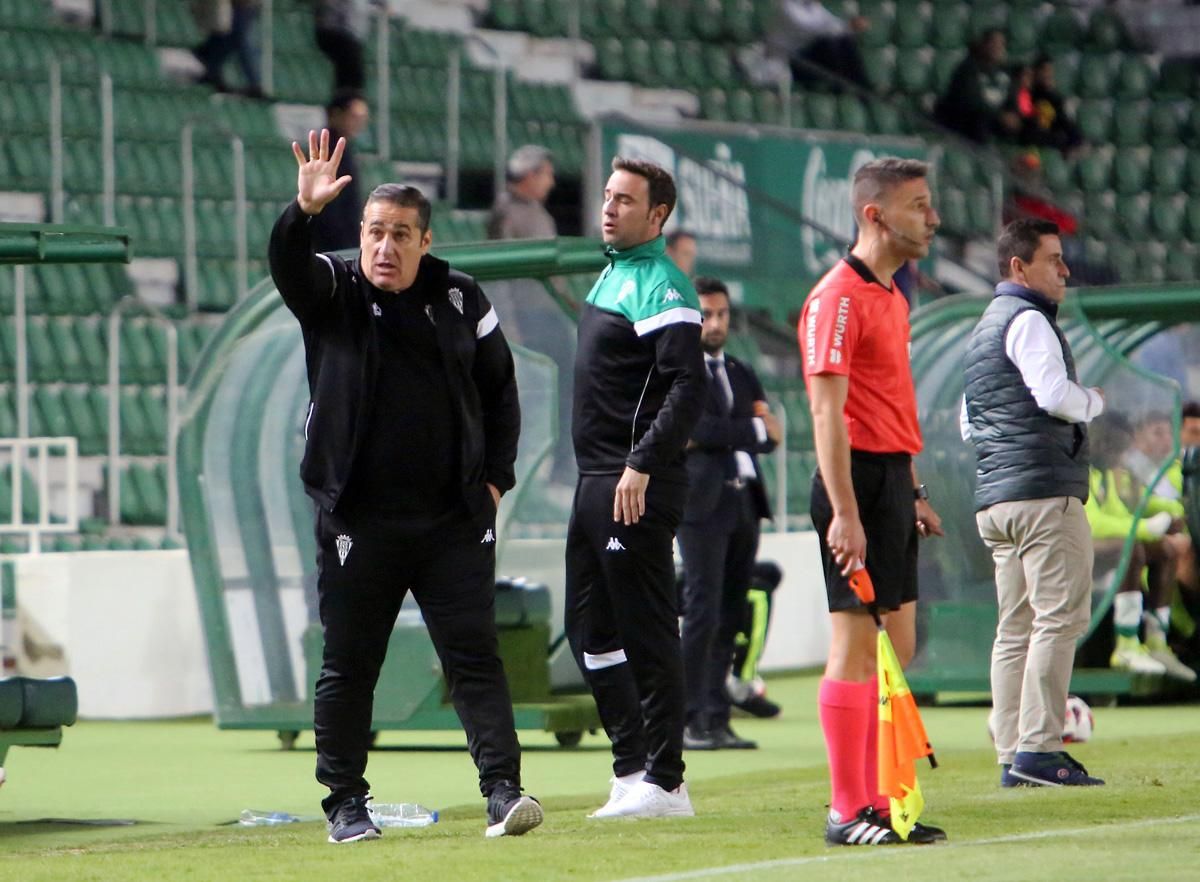 Goleada del Córdoba CF al Elche CF