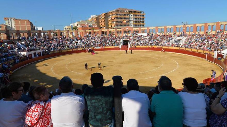 Histórico lleno y triunfo de Padilla y Abellán en la plaza de Vinaròs