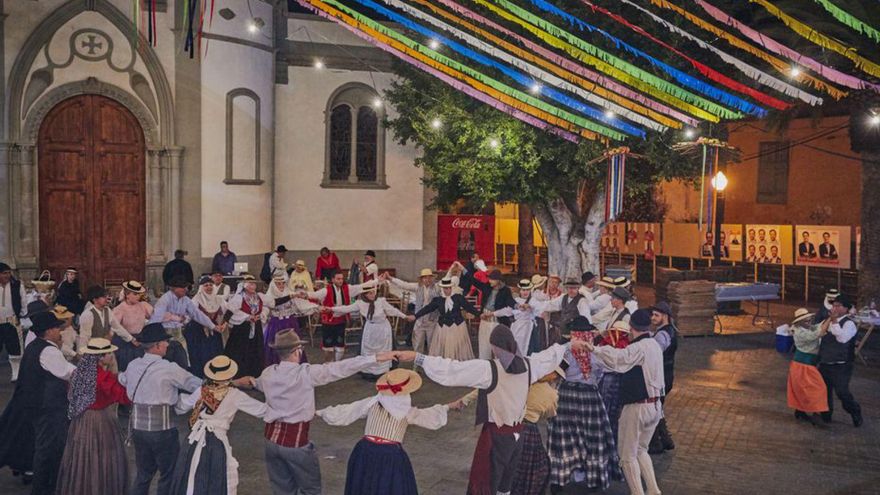 Fiesta romera en el casco de Guía de Isora. | | E.D.