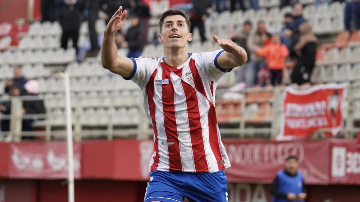 Rastrojo celebra un gol con el Algeciras
