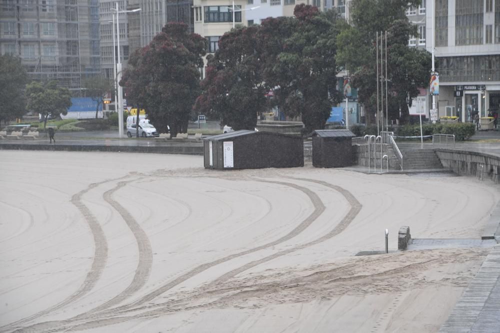 Viento y lluvia en A Coruña por la borrasca Miguel