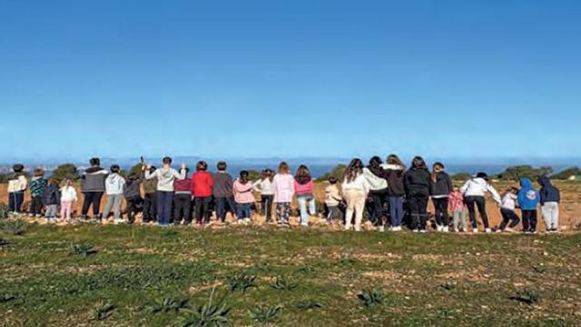 Imatge d’una sortida pels voltants del centre. | CEIP El Pilar-Anuari