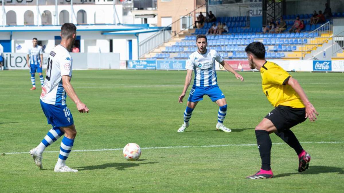 El Alcoyano dominó al Real Unión, pero no ganó