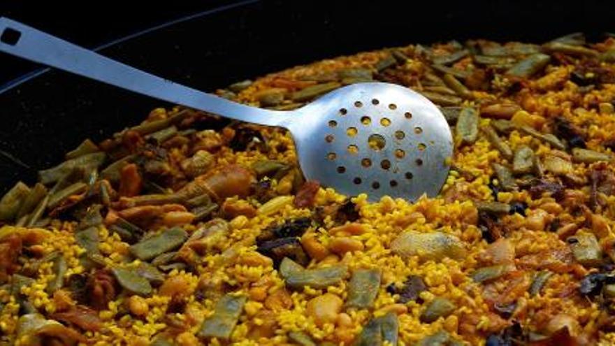 Paella valenciana