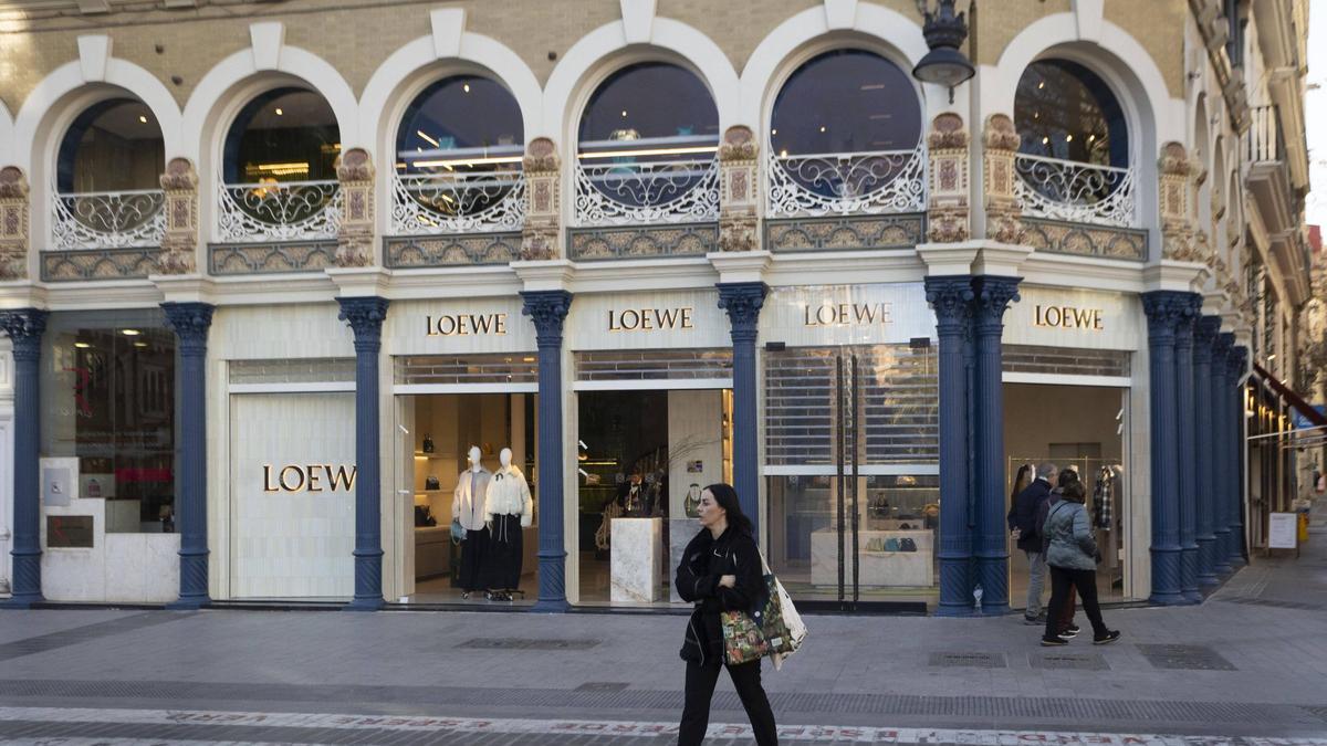 Tienda de Loewe en la plaza de la Reina de València.
