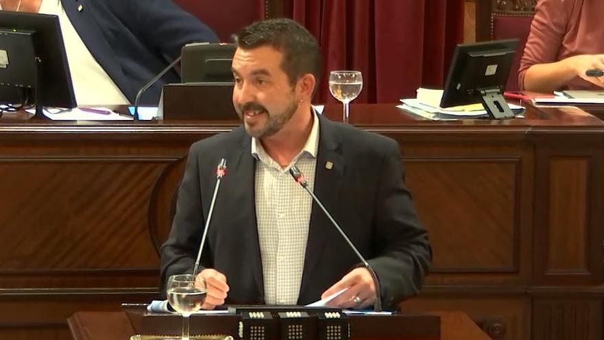 El diputado por Formentera insta a Red Eléctrica a cumplir los plazos del tercer cable