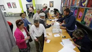 El PP podría perder la mayoría absoluta en Galicia, según el CIS