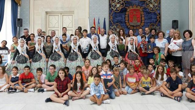 Los ganadores del concurso de hogueras escolares