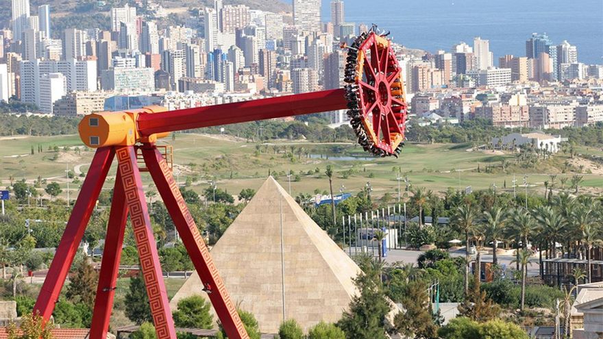 Terra Mítica se conecta al sol de la mano de Iberdrola
