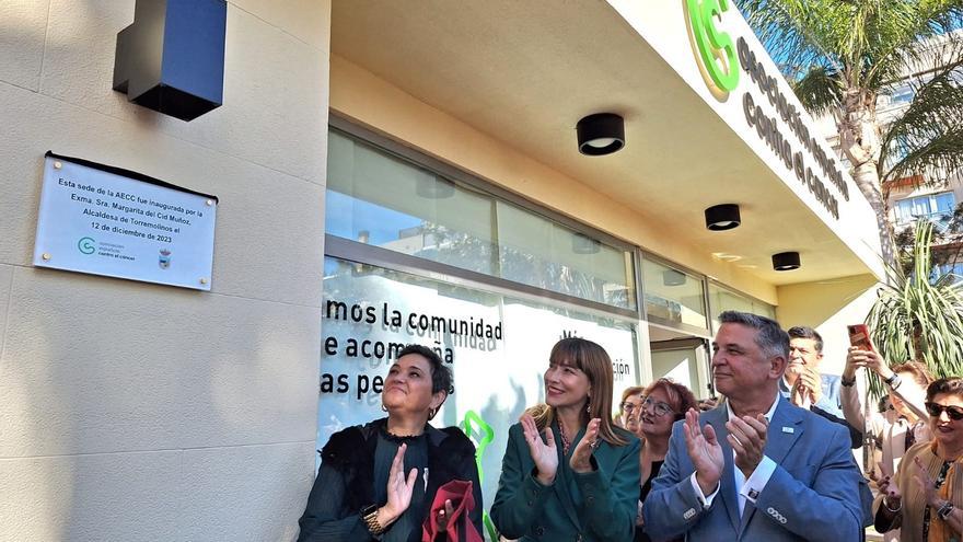 Torremolinos inaugura la sede de la AECC con servicios para pacientes y familiares de enfermos de cáncer