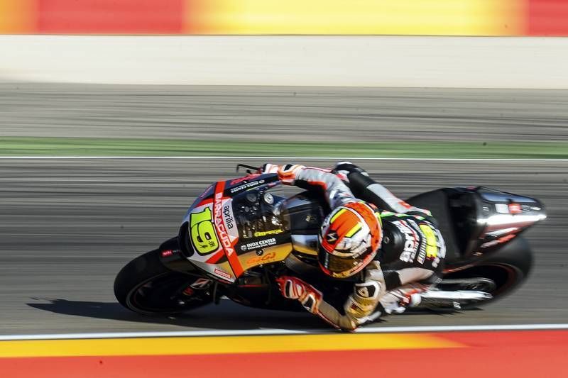 Primeros entrenamientos libres en Motorland