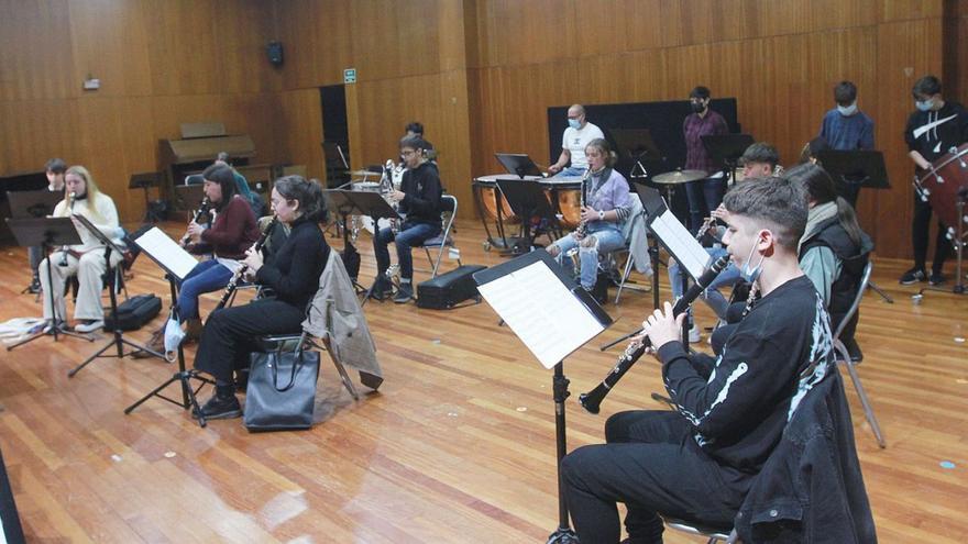 Ensayo del conjunto de clarinetes que actuará el lunes. | // IÑAKI OSORIO