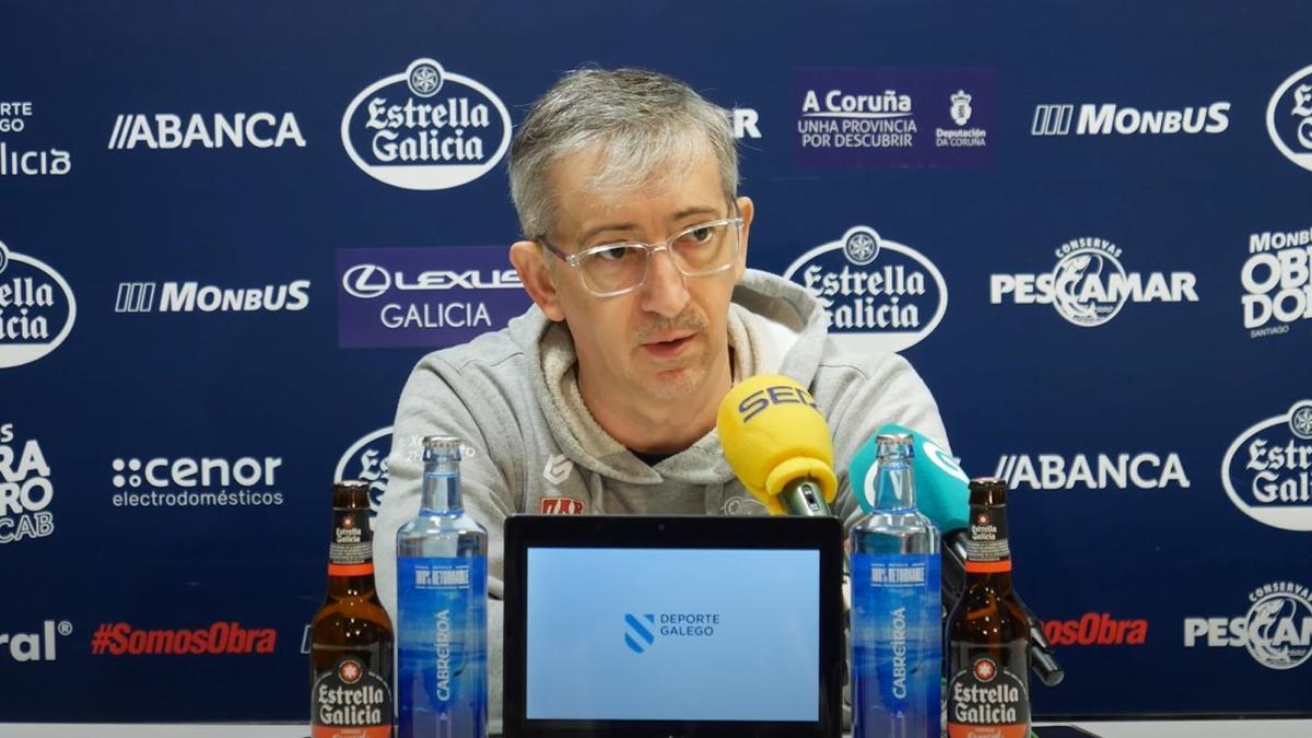 Moncho Fernández en la rueda de prensa previa al partido de mañana contra el Cazoo Baskonia