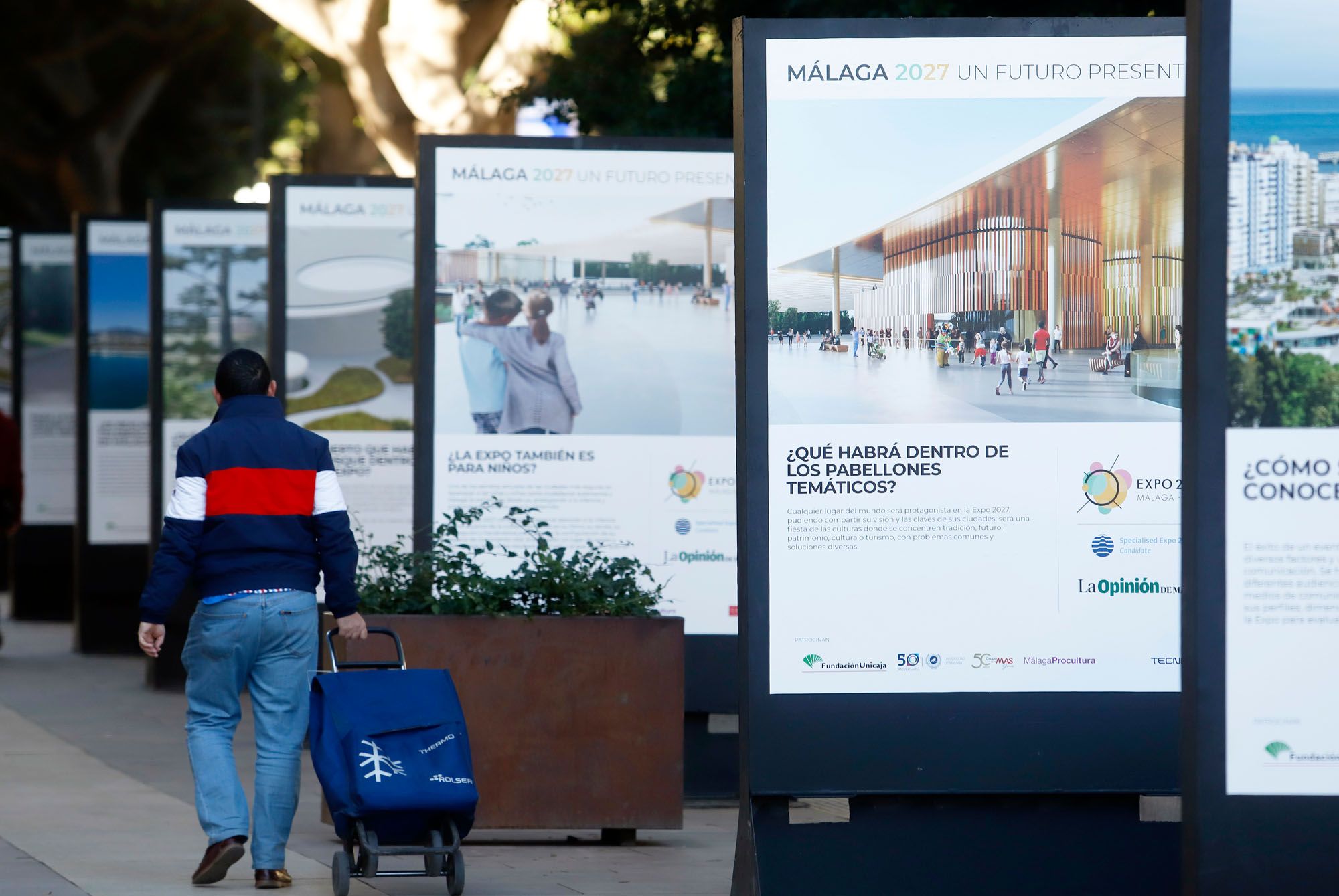 Exposición 'Málaga 2027 Un Futuro Presente', organizada por La Opinión, en la Alameda y la calle Larios