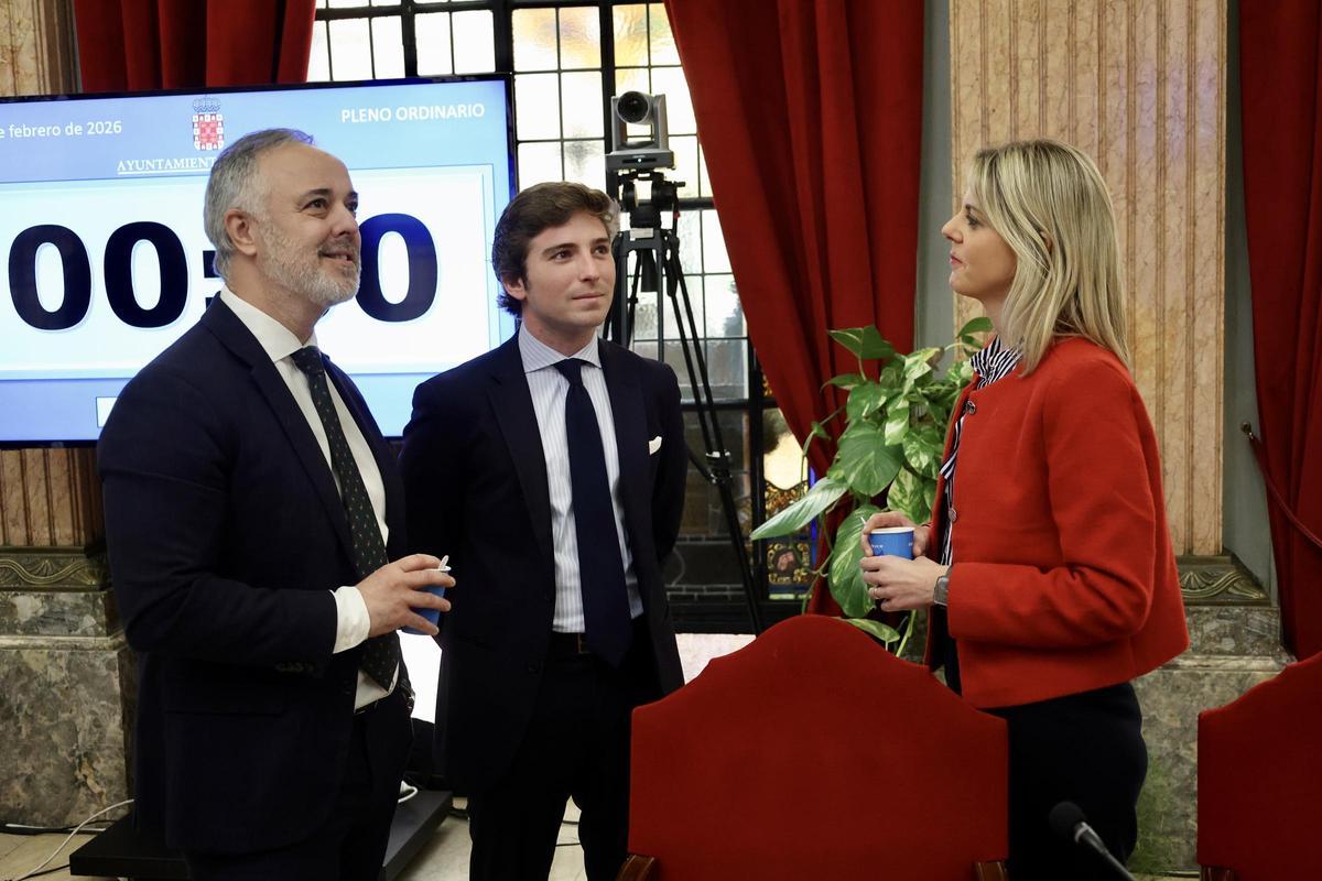 Los concejales del Grupo Municipal Vox durante una sesión plenaria en el Ayuntamiento de Murcia.