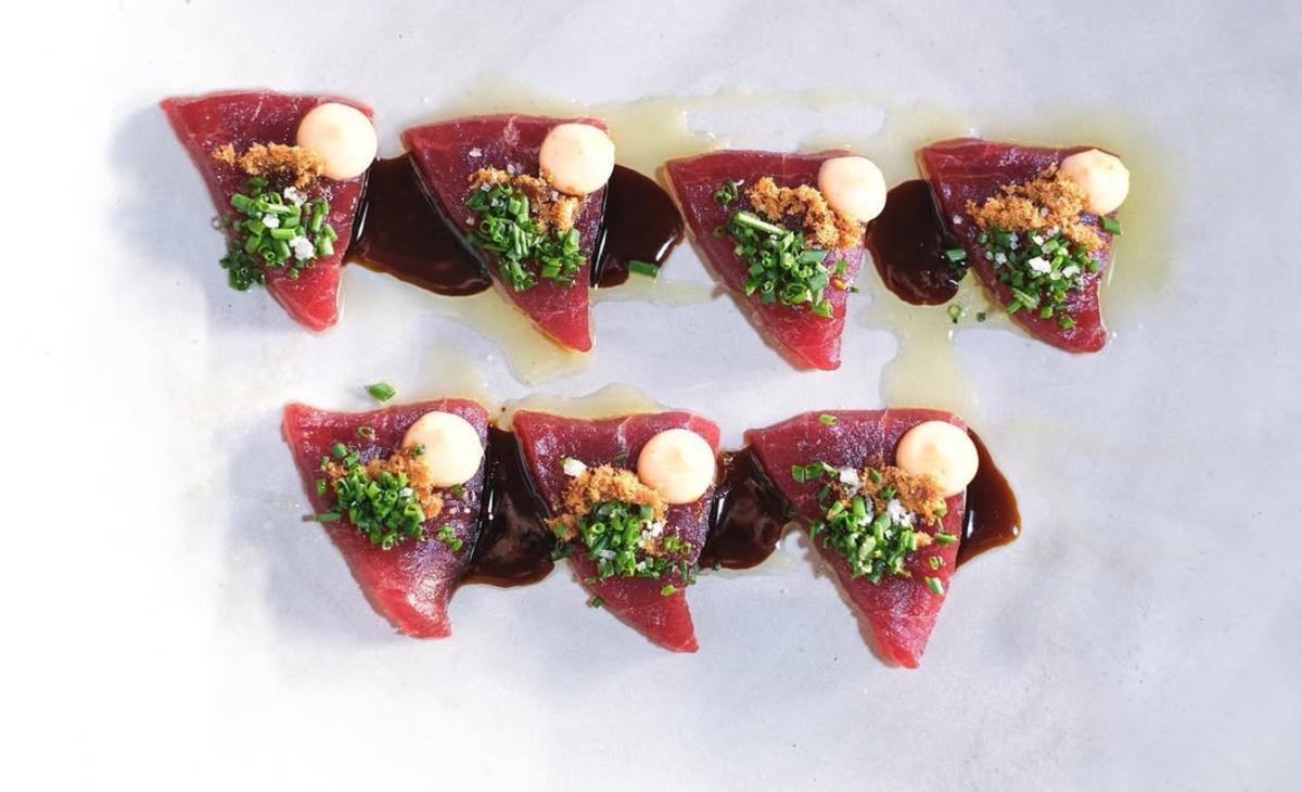 Sashimi de atún rojo en Nila.