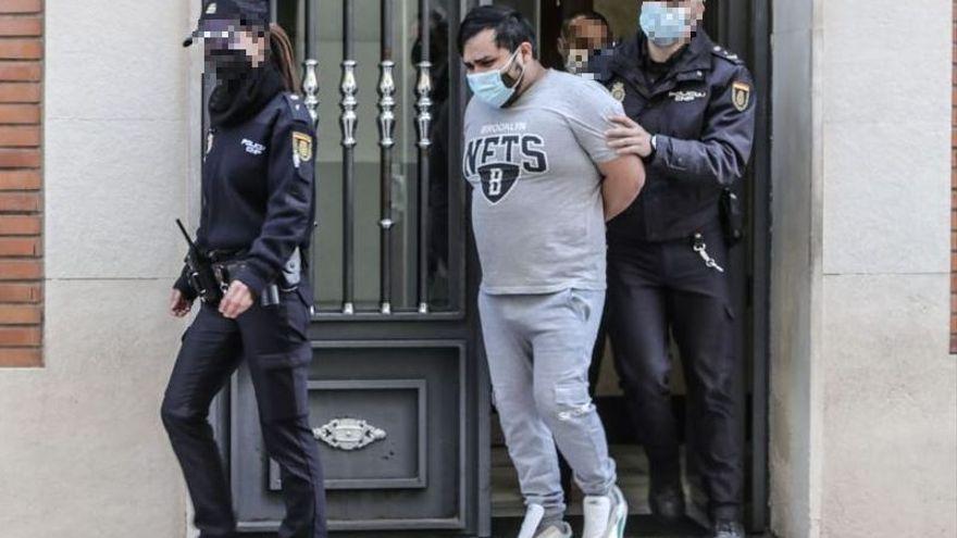 Presó per als pares de la xiqueta hospitalitzada amb quasi vint fractures