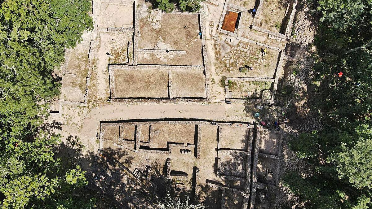 Vista aérea del yacimiento arqueológico de Armea. |   // FDV