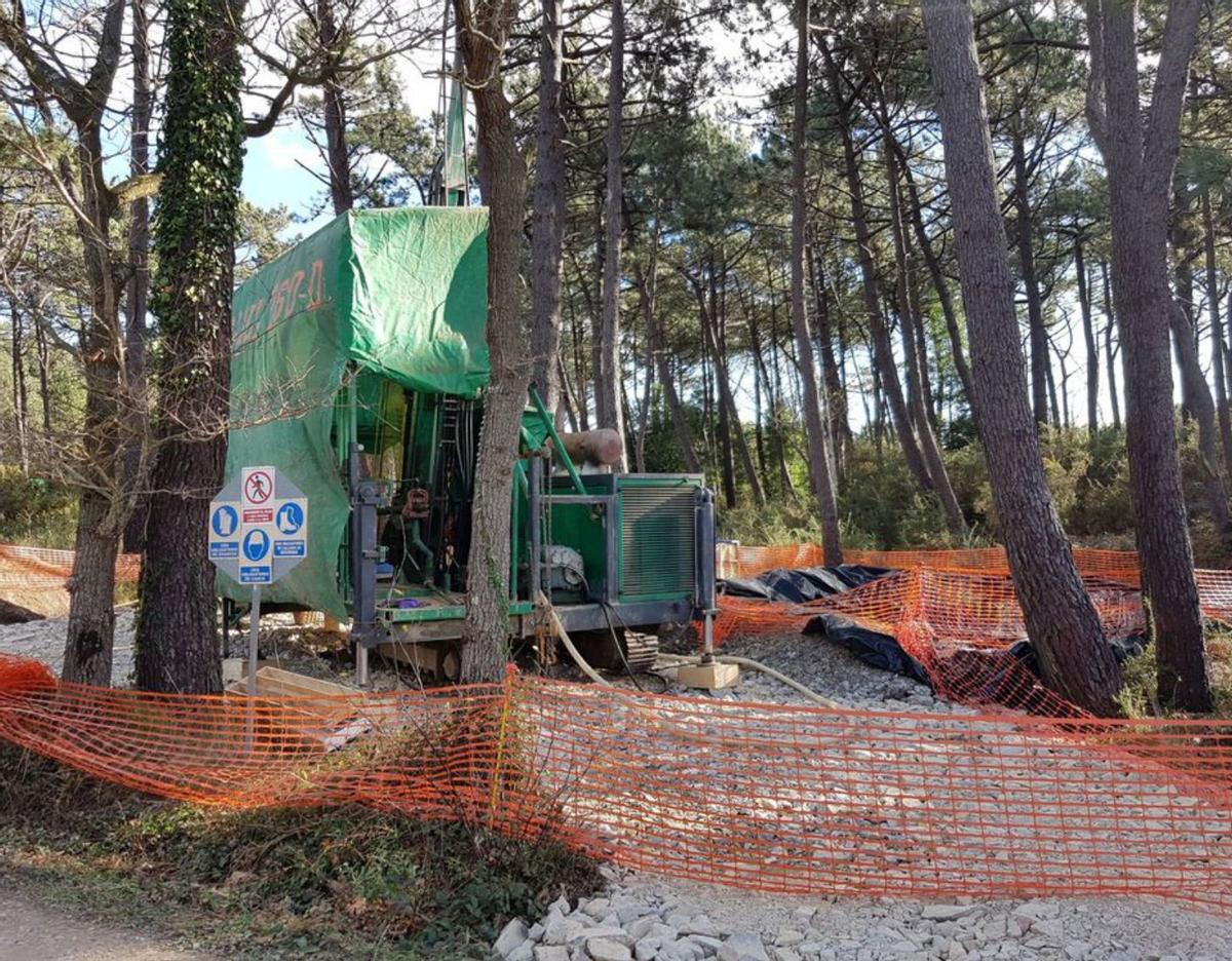 Sondeos para la mina de oro de Salave.