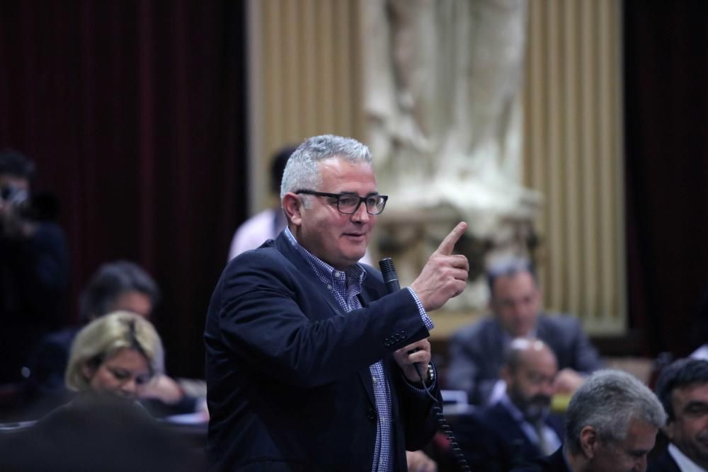 Pleno del Parlament del 26 de abril