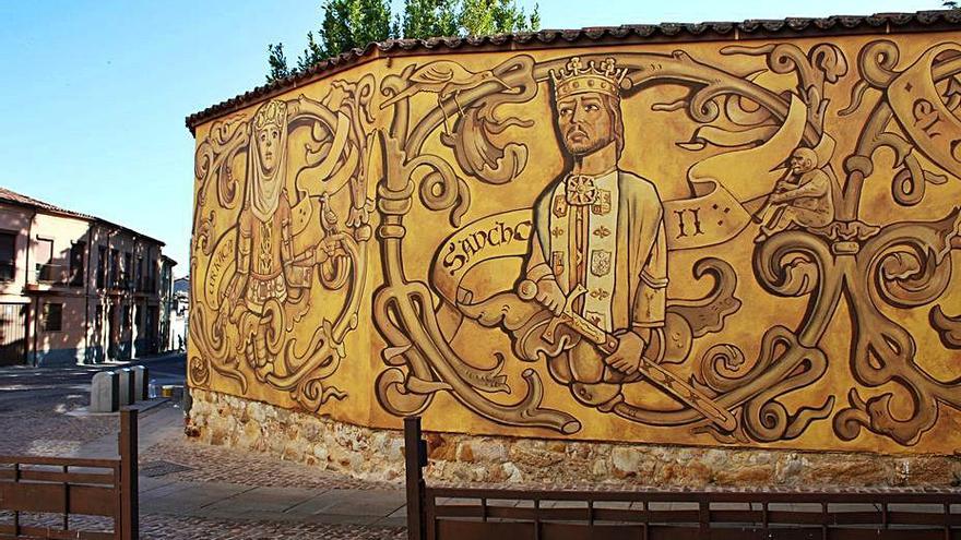 Detalle del mural presidido por Doña Urraca junto al Rey Sancho II. | Cedida
