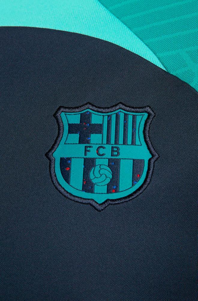 Todos los detalles de la tercera equipación del FC Barcelona para la temporada 2023-24