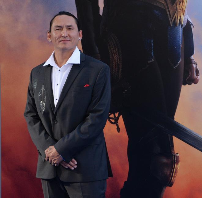 El actor Eugene Brave Rock en la presentación de 'Wonder Woman'