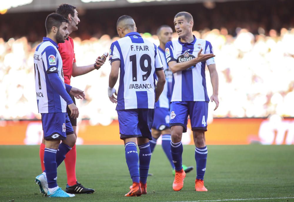 El Dépor cae con claridad en Mestalla