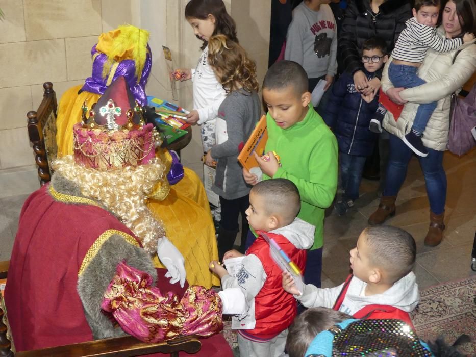 Recepció dels Patges Reials al Consell Comarcal