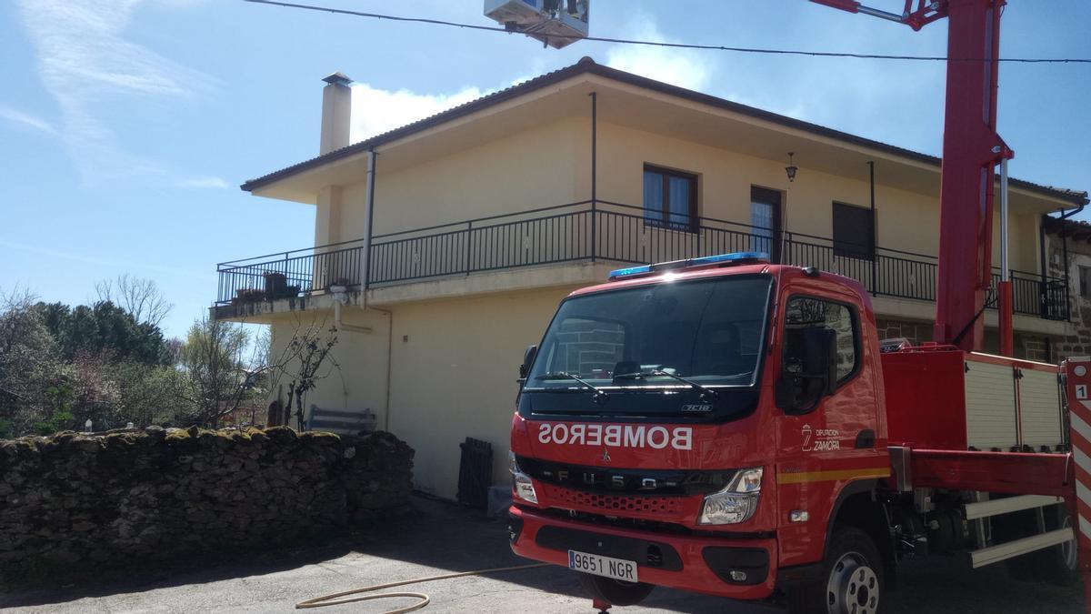 Vivienda afectada por un incendio de chimenea en Valparaíso.