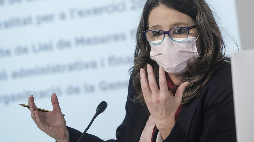 Mónica Oltra sobre su imputación: "Tengo derecho a leérmelo, mañana hay rueda de prensa".