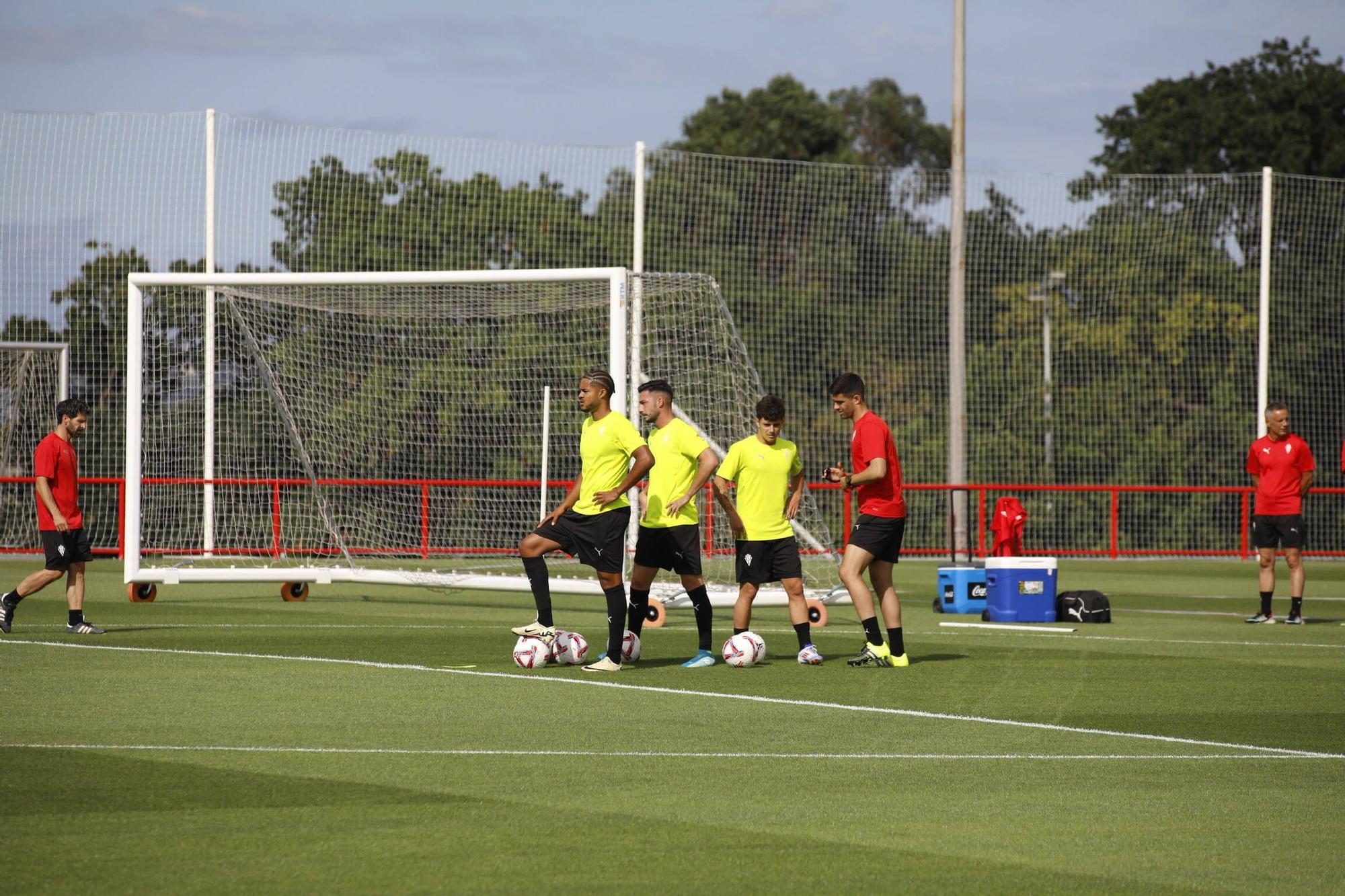 Así fue el primer entrenamiento de la era Albés en el Sporting (en imágenes)