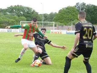 Compostela e Vilalbés empatan por terceira vez e decidirán o pase no Boquete