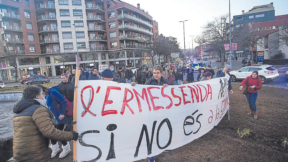Famílies protestant aquesta setmana pel canvi d'ubicació de l'institut Ermessenda.
