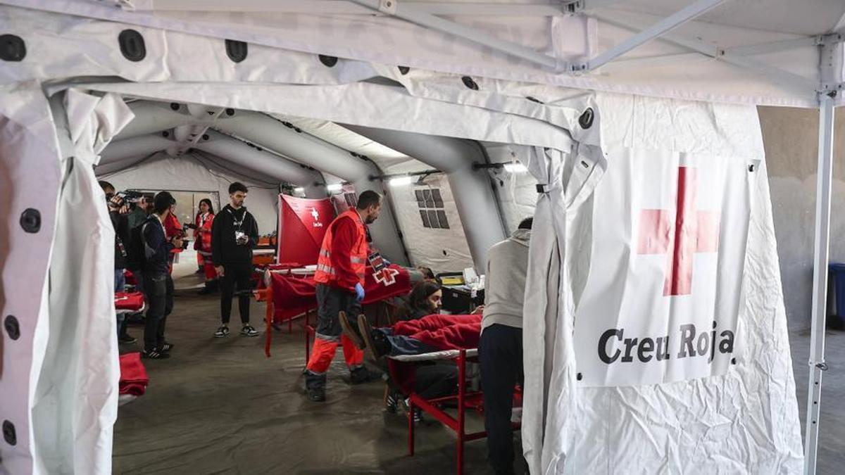 Hospital de campaña montado para el simulacro de Cruz Roja y LaLiga.