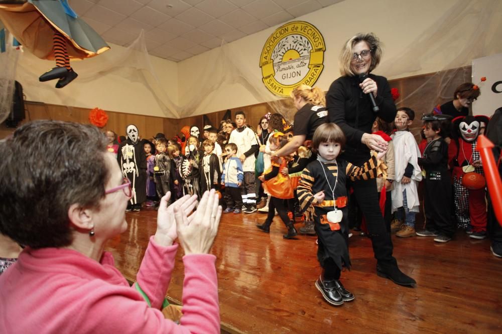 Halloween en la Asociación de Vecinos Santa Bárbara de Gijón