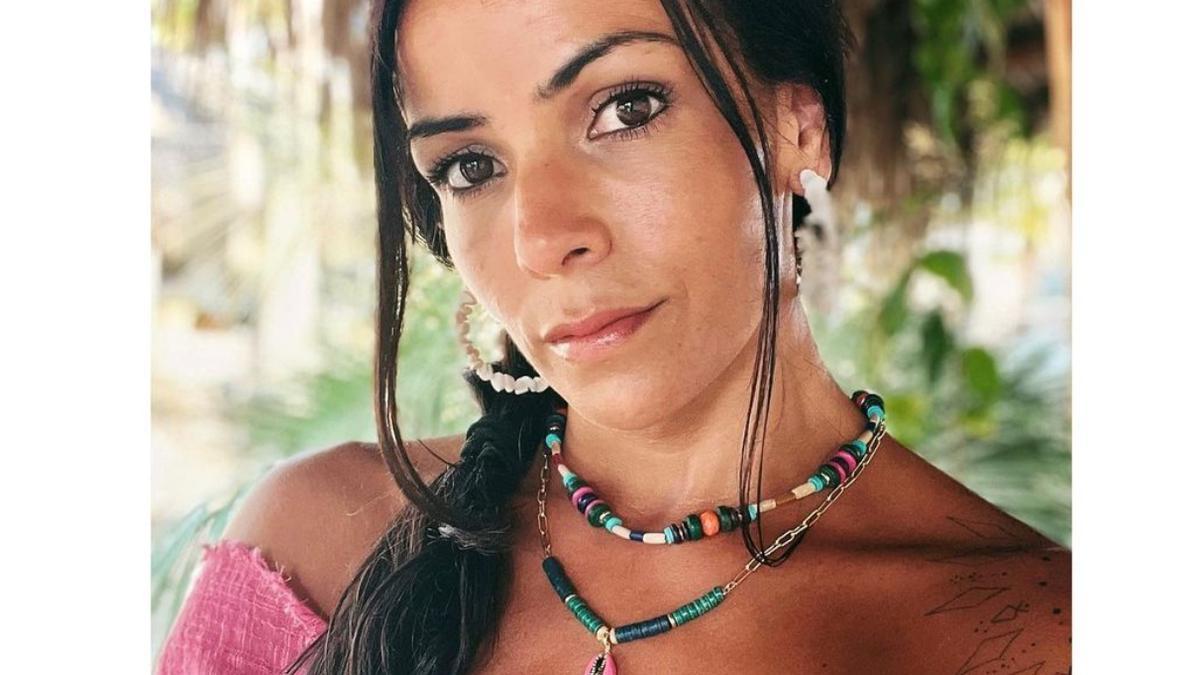 FAMOSOS CANARIAS VIRAL: Raquel del Rosario, en su mejor momento, regresa  por sorpresa a Gran Canaria
