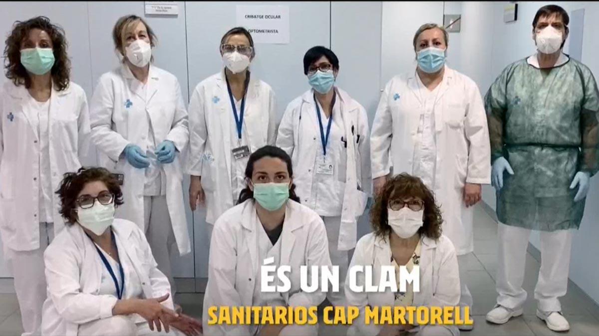 El Barça difunde un vídeo de apoyo a los sanitarios con la letra del himno azulgrana.