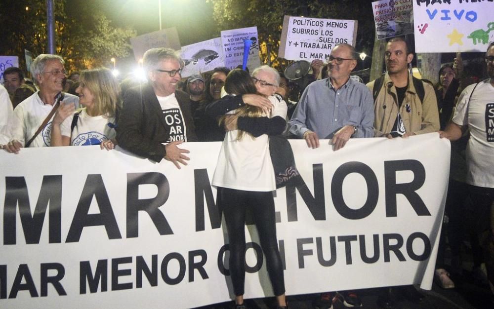 Manifestación en Cartagena: 55.000 personas claman por el Mar Menor (II)