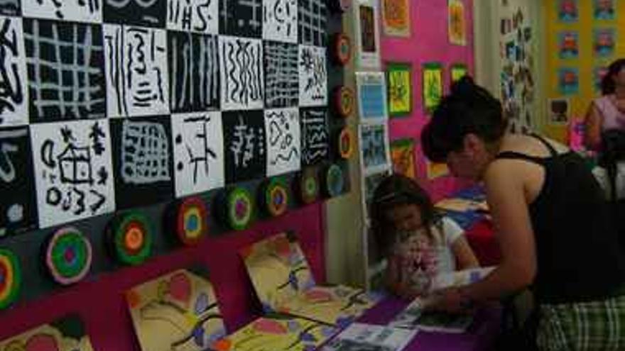 El colegio Regina Violant cultiva la faceta artística de sus alumnos
