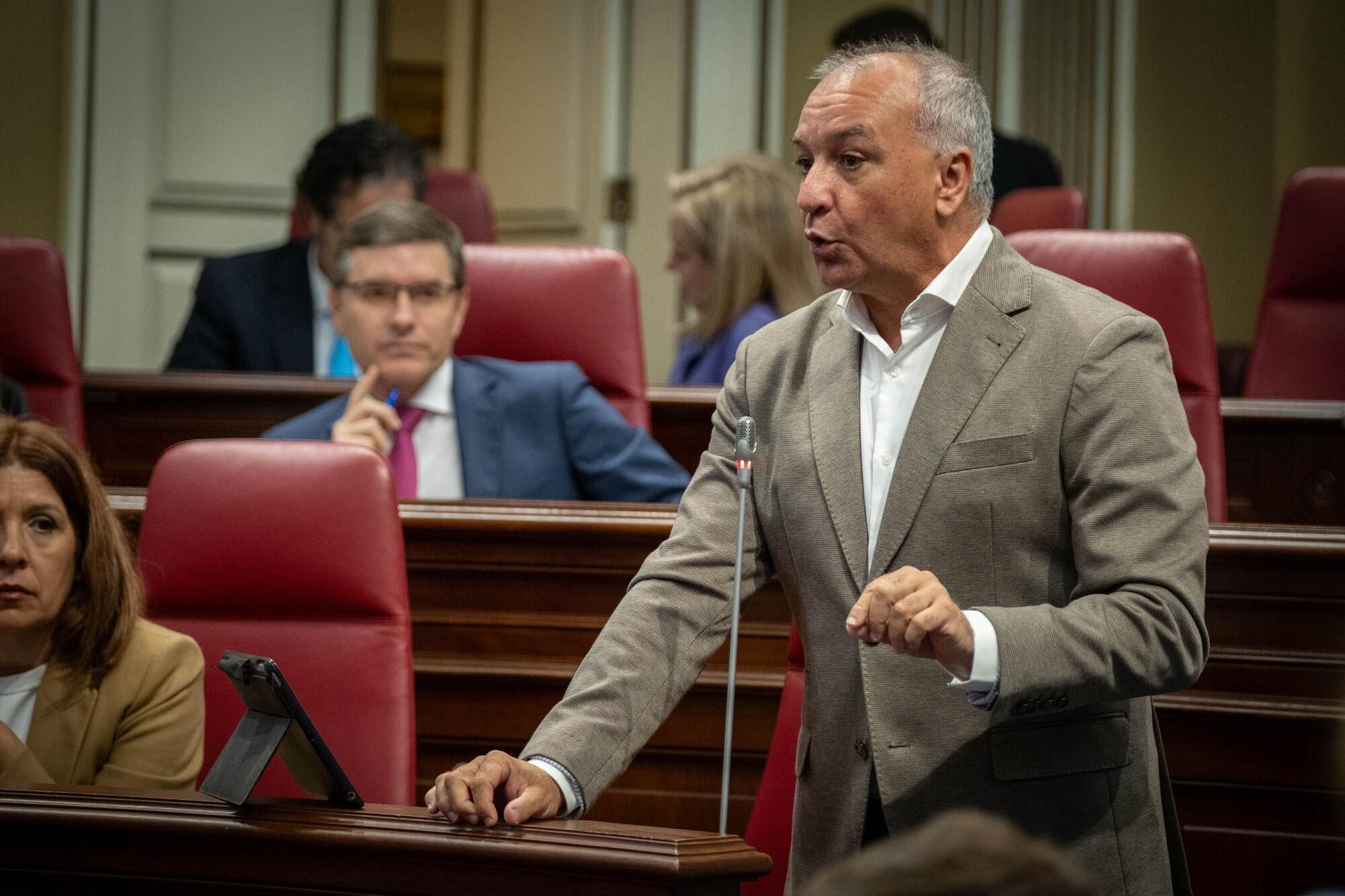 Pleno del Parlamento de Canarias.